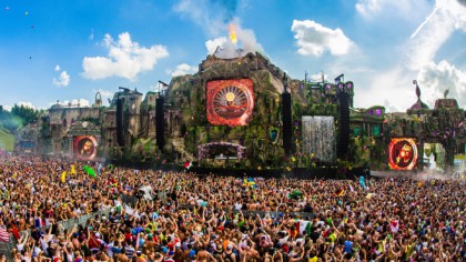 Narukvice za Tomorrowland šalju zahtjeve za prijateljstvo